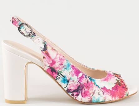 Обувките това лято: Флорални мотиви...